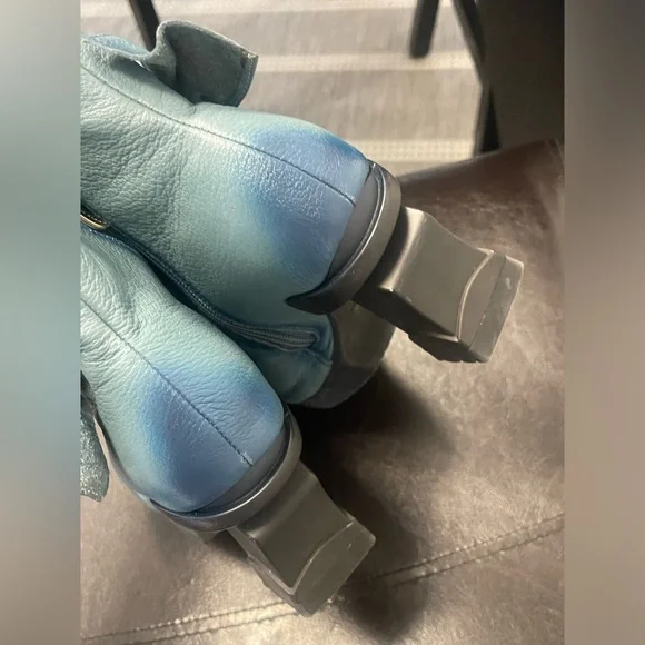 L'Artiste Spring Step Artsy Blue Leather Shooties Unique Booties Womens Size 40 - Picture 5 of 9